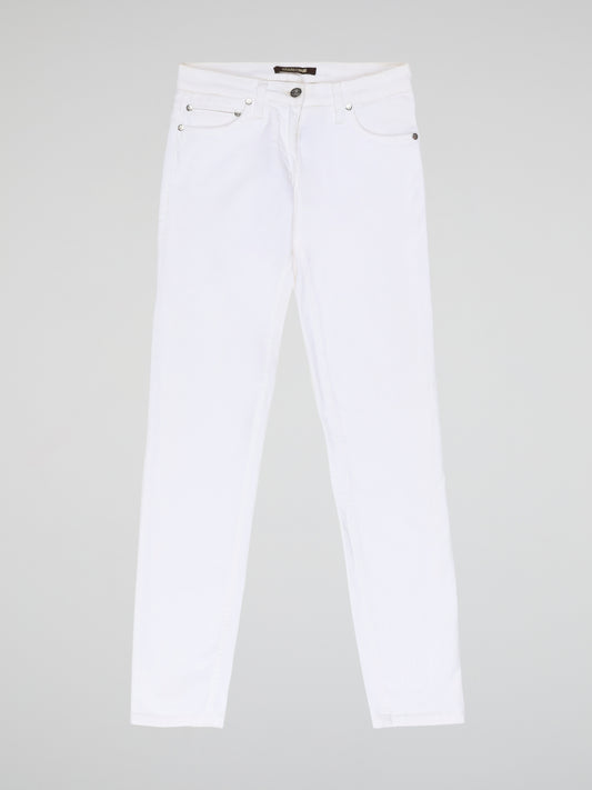 Turn heads and elevate your style with our White Straight Cut Jeans by Roberto Cavalli. Crafted with precision and attention to detail, these jeans feature a sleek and modern design that embodies sophistication and confidence. Whether you're strolling through the city or hitting the beach, these jeans are sure to make a statement and redefine your fashion game.