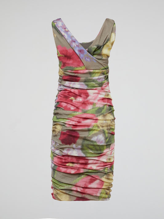 Indulge in the whimsical beauty of our Floral Print Ruched Dress Iceberg, designed to make you feel like a blooming garden goddess. With its delicate floral pattern and flattering ruched detailing, this dress is a must-have for any fashion-forward individual looking to make a statement. Embrace your feminine side and stand out from the crowd in this enchanting piece that is sure to turn heads wherever you go.