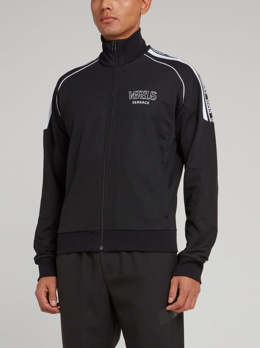 Черная толстовка на молнии с высоким воротником и логотипом