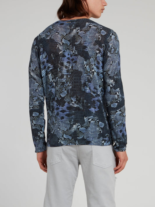 Темно-синий джемпер с эффектом змеиной кожи