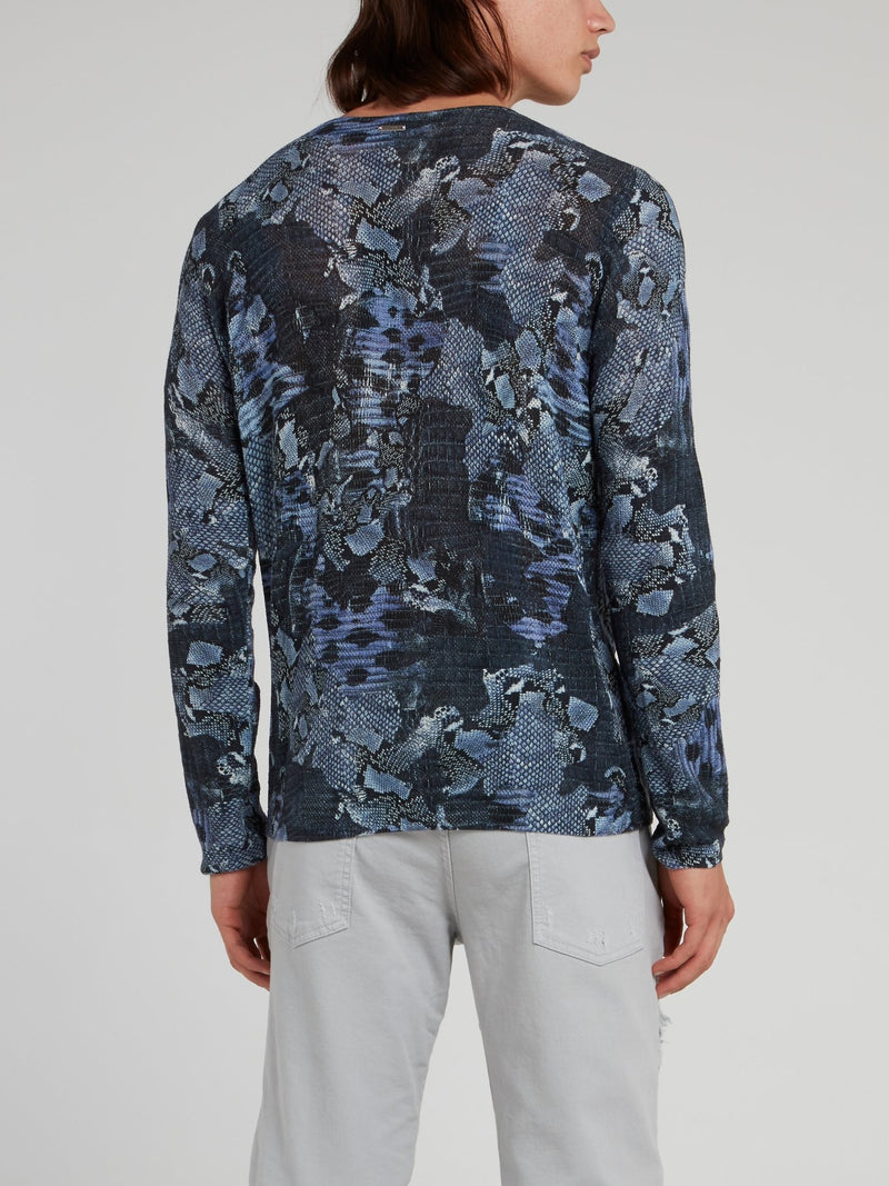 Темно-синий джемпер с эффектом змеиной кожи